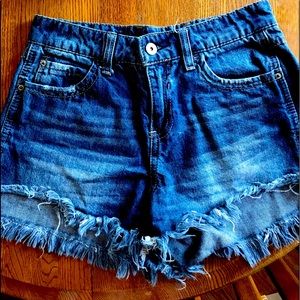 Vanilla Star fray shorts